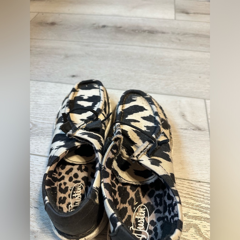 Justin come print shoes